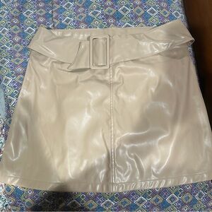 Pink Lily Shiny Cream Pencil Skirt